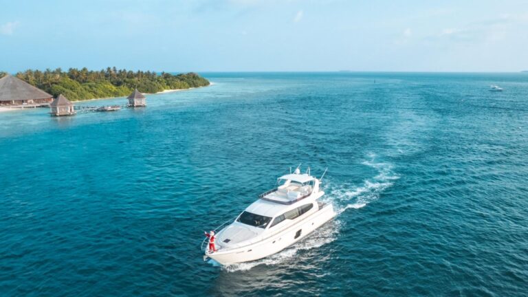 Hideaway Majesty – a three-bedroom liveaboard offering of Hideaway Beach Resort