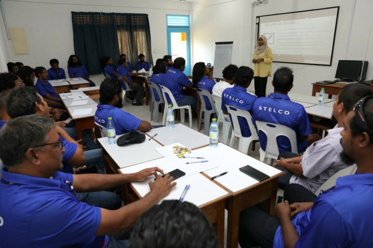 STELCO hosts customer service training program