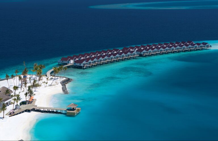 OBLU SELECT Lobigili wins Tripadvisor’s “Best New Hotel” award