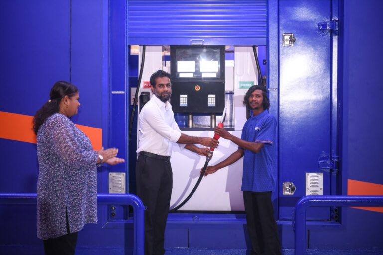 FSM Adds New Outlet to Nationwide Link with Manadhoo Opening